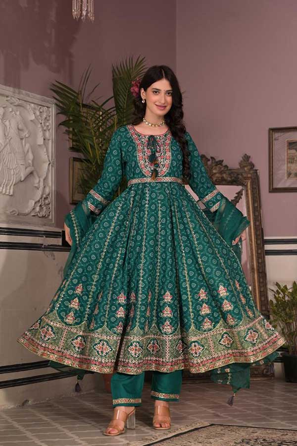 Graceful Green Anarkali Beauty: Rayon Kurta with Intricate Embroidery and Embellished Belt