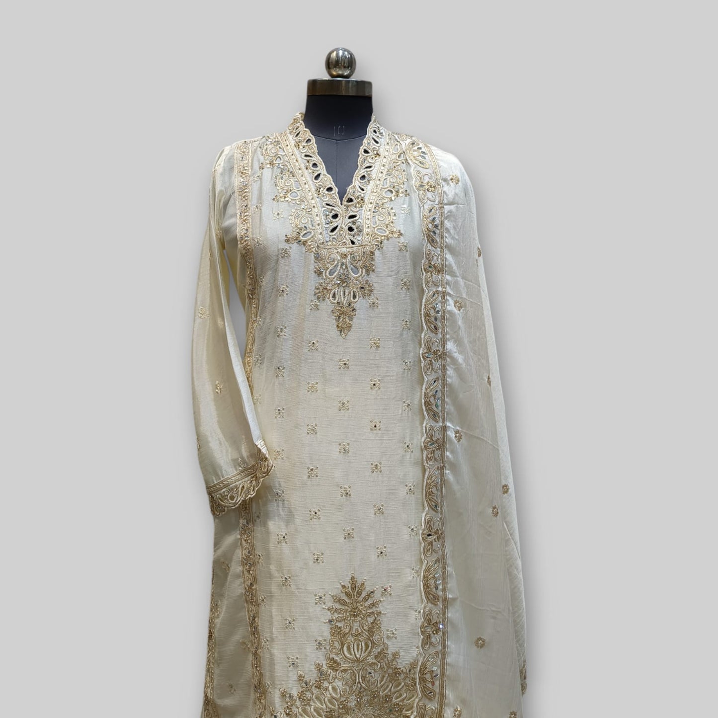 Pakistani Suit 20244 Off White
