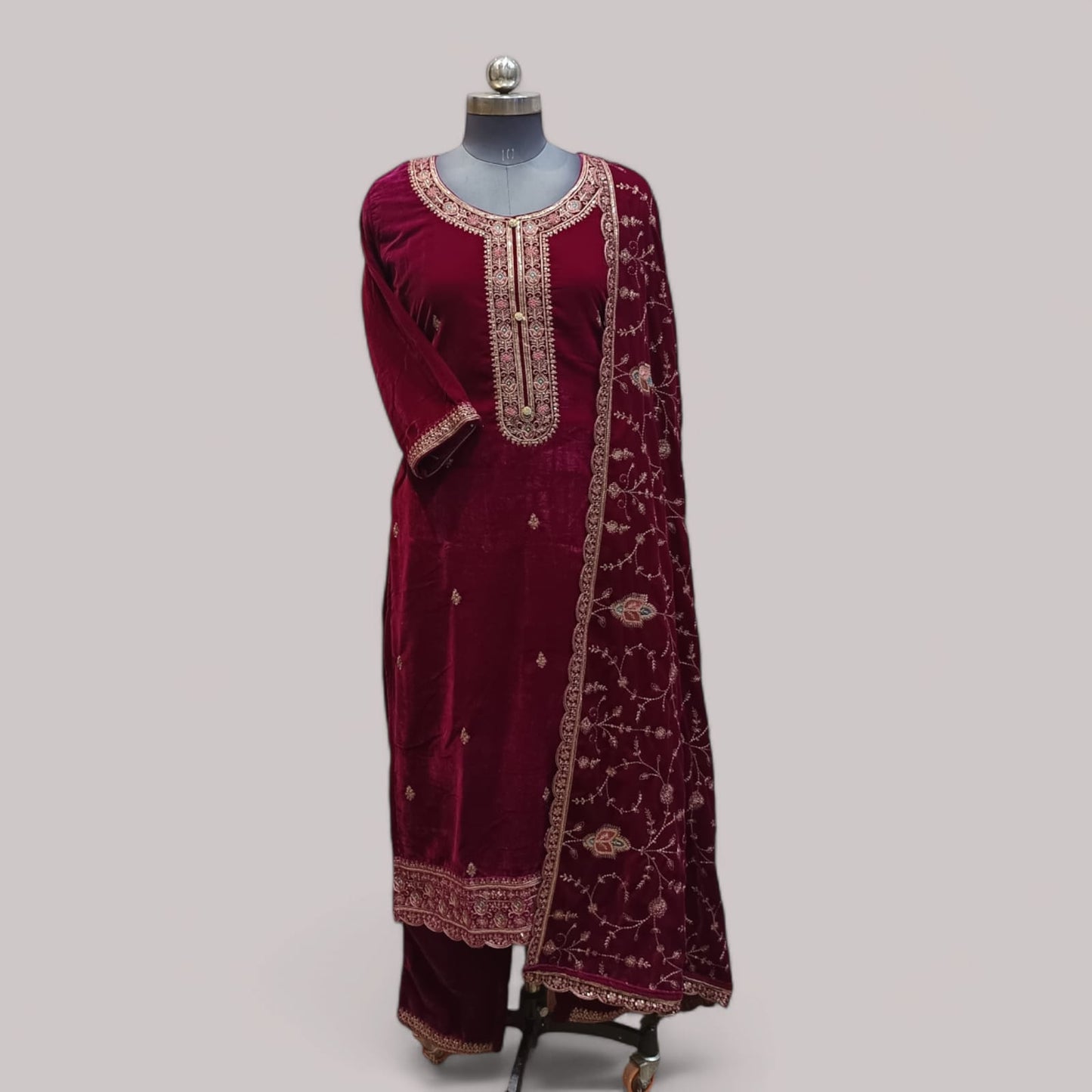 Velvet Suit 20248