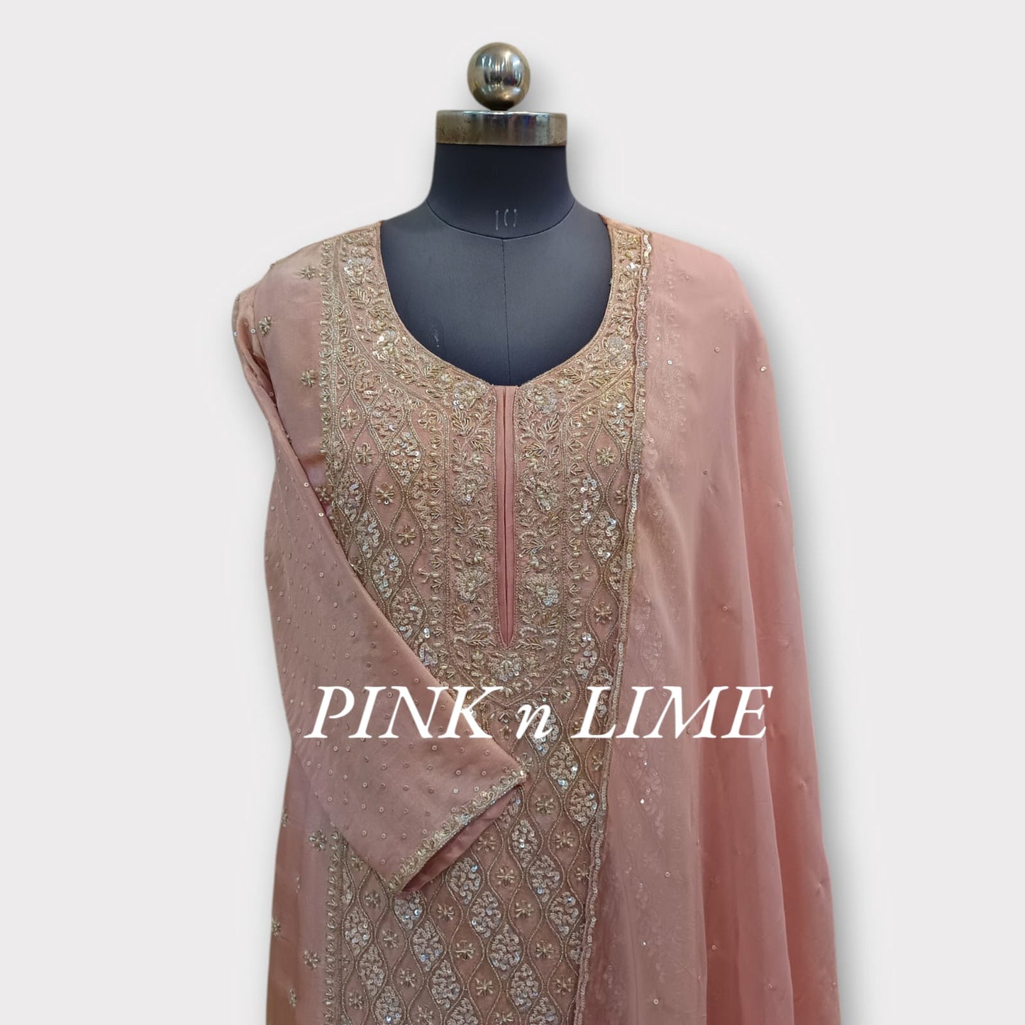 LIGHT PINK HEAVY SUT WITH PURE SHIMMER FABRIC AND CHIFFON GARARA, DUPATTA BASE ON ORGANZA