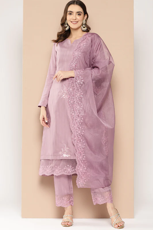TIMELESS MADHUBALA WITH TONE ON TONE SUBTLE EMBROIDERY AND SHEERNESS OF ORGANZA