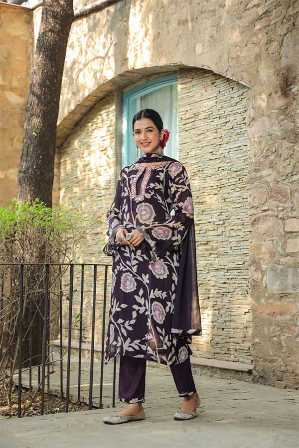 Chinon Chic: Stitched Suit Set with Inner, Pants, and Chiffon Dupatta