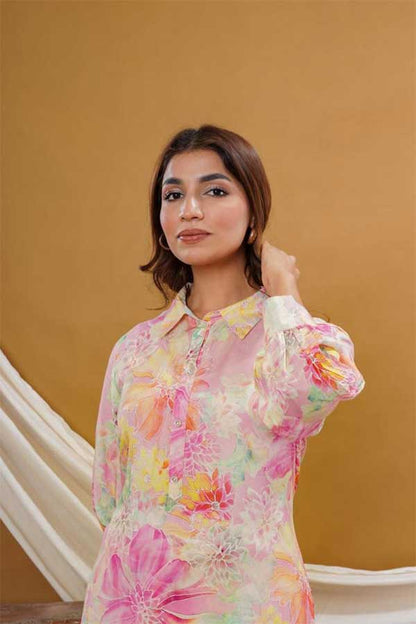 Effortless Chic: Apple-Shaped Kurta in Soft Muslin Fabric