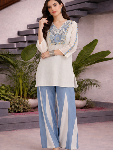 Off White Vallcan Textured Thread & Coin Detail Cord Set