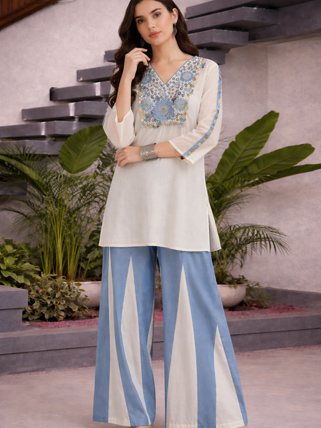 Off White Vallcan Textured Thread & Coin Detail Cord Set