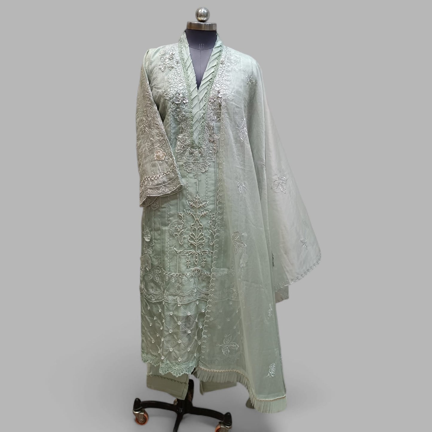 Pakistani Suit 20243