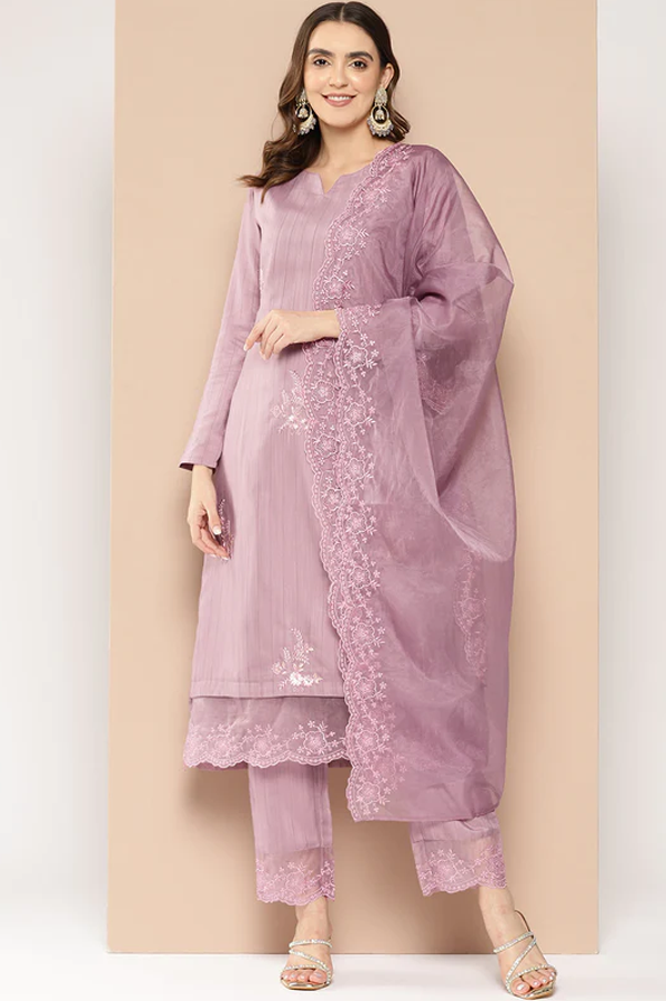 TIMELESS MADHUBALA WITH TONE ON TONE SUBTLE EMBROIDERY AND SHEERNESS OF ORGANZA